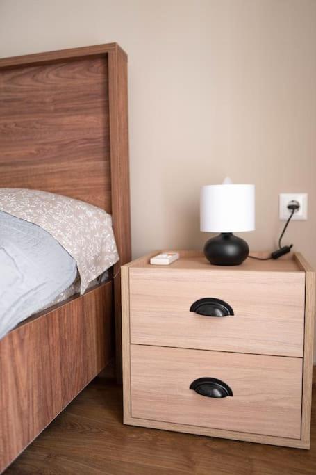 Cozy 2Bd Apartment Near Old Town Of 纳夫普利翁 外观 照片