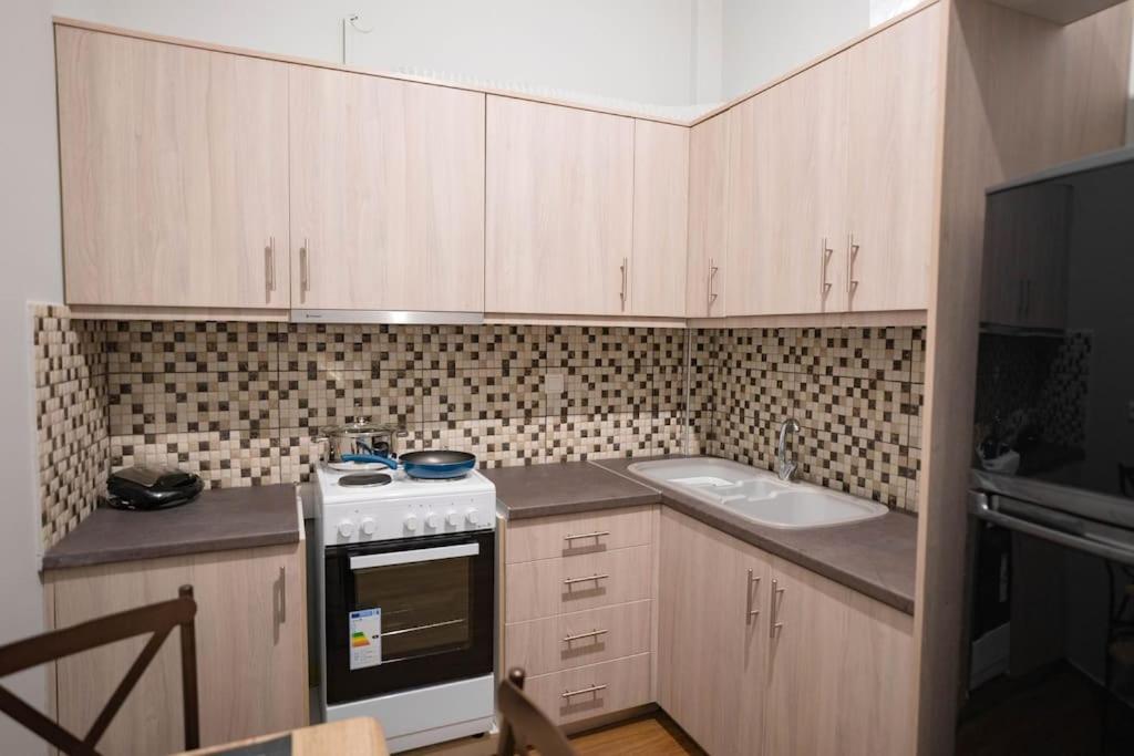 Cozy 2Bd Apartment Near Old Town Of 纳夫普利翁 外观 照片